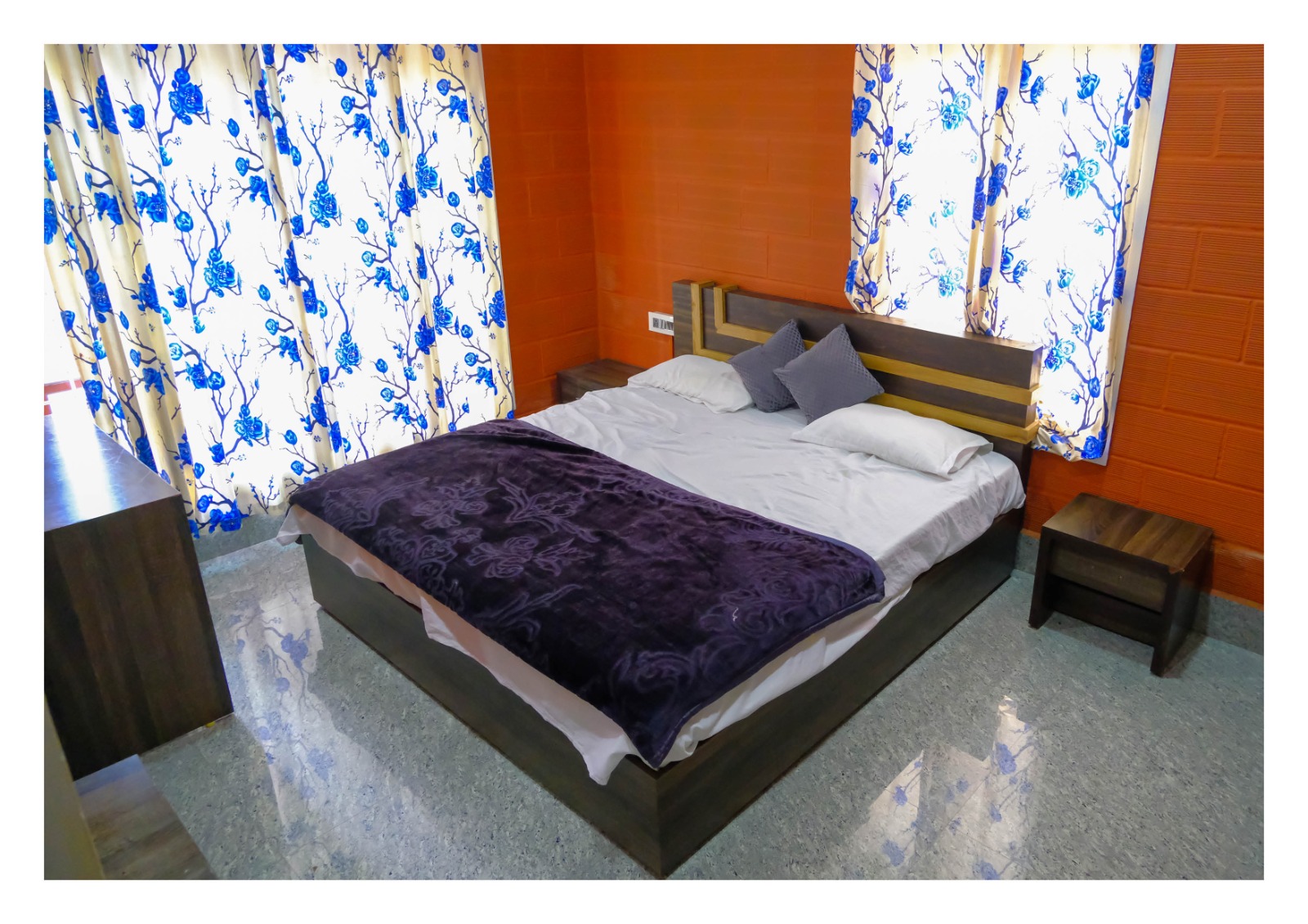 Collection O 811106 Ashiyana Homes, Kakkanad Kochi, Kochi